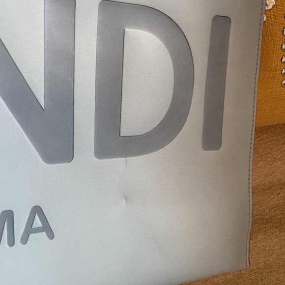 ✨ Fendi Vitello King Logo Embossed Large Flat Pouch – Rare Blue ✨ - Picture 8 of 9